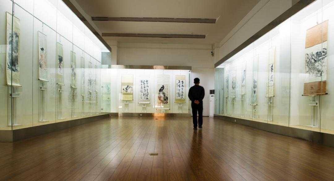 【我家门前有条河】藏不住了！初夏必须去打卡的“森林小城”，有着最让人向往的生活！