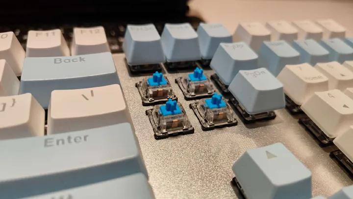 机械键盘怎么选?这款达尔优EK815合金版机械键盘让我嘎嘎满意