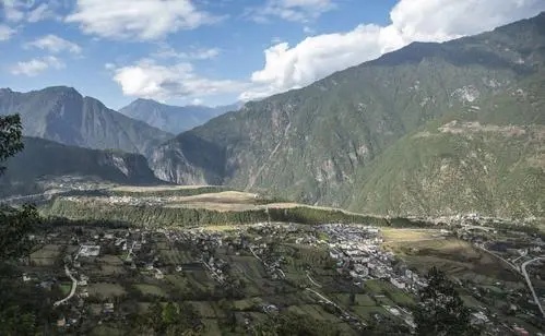走进云南怒江篇,怒江大峡谷全景实拍