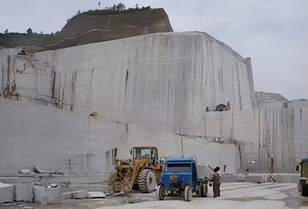 寮熷紵琚嫄楠楀埌娣卞北鑰佹灄,25宀佸皬浼欒楠楀ぇ灞遍噷