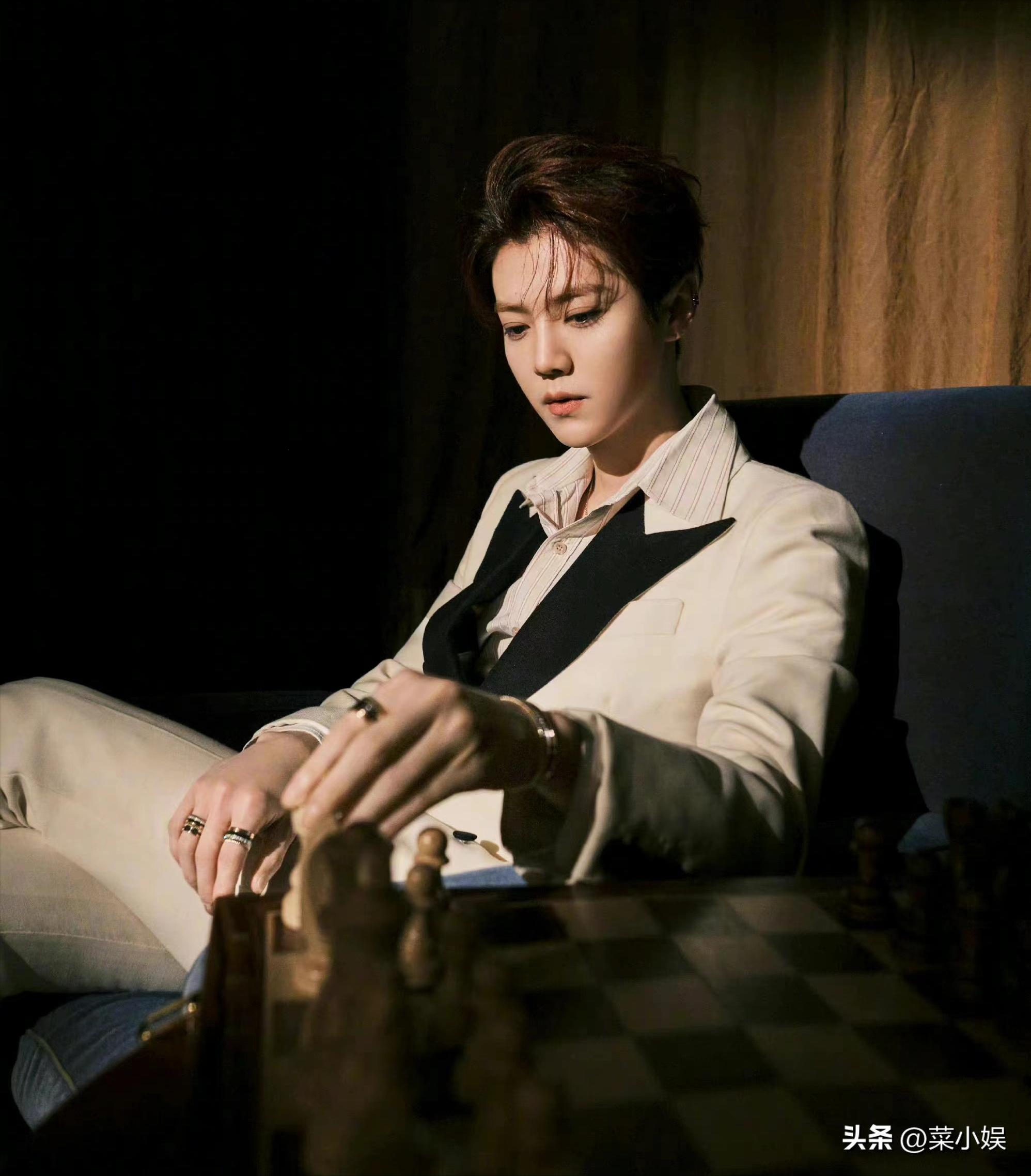 鹿晗潮牌春款外套,鹿晗潮牌被吐槽原视频