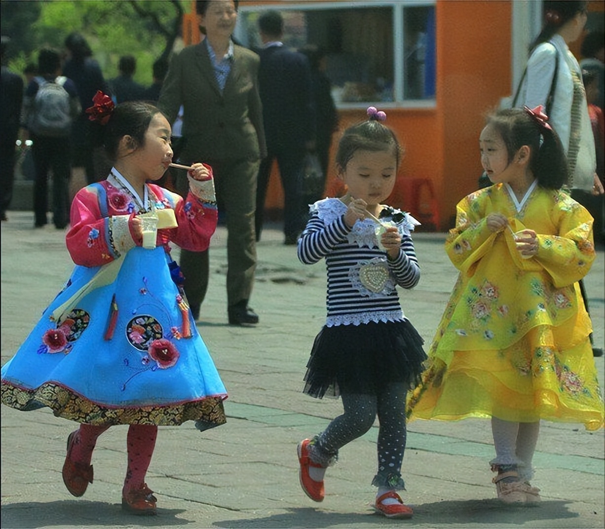 朝鲜近距离观察,14万朝鲜元在朝鲜能买啥
