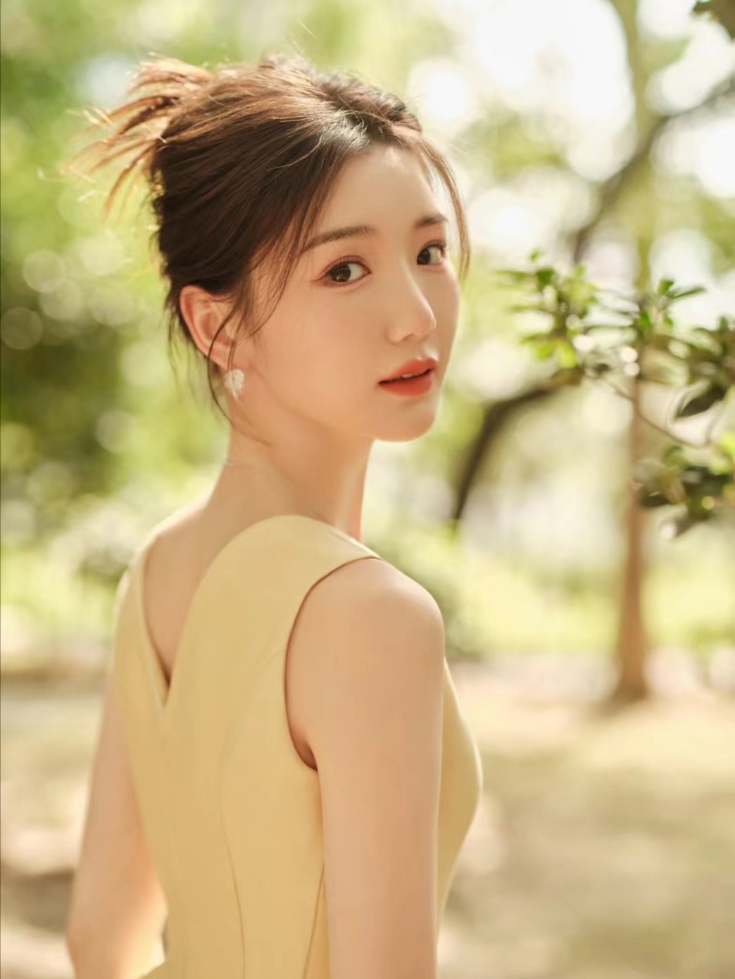 推七本完本年代军婚文，穿越重生，系统空间《八零年代军婚宠妻》