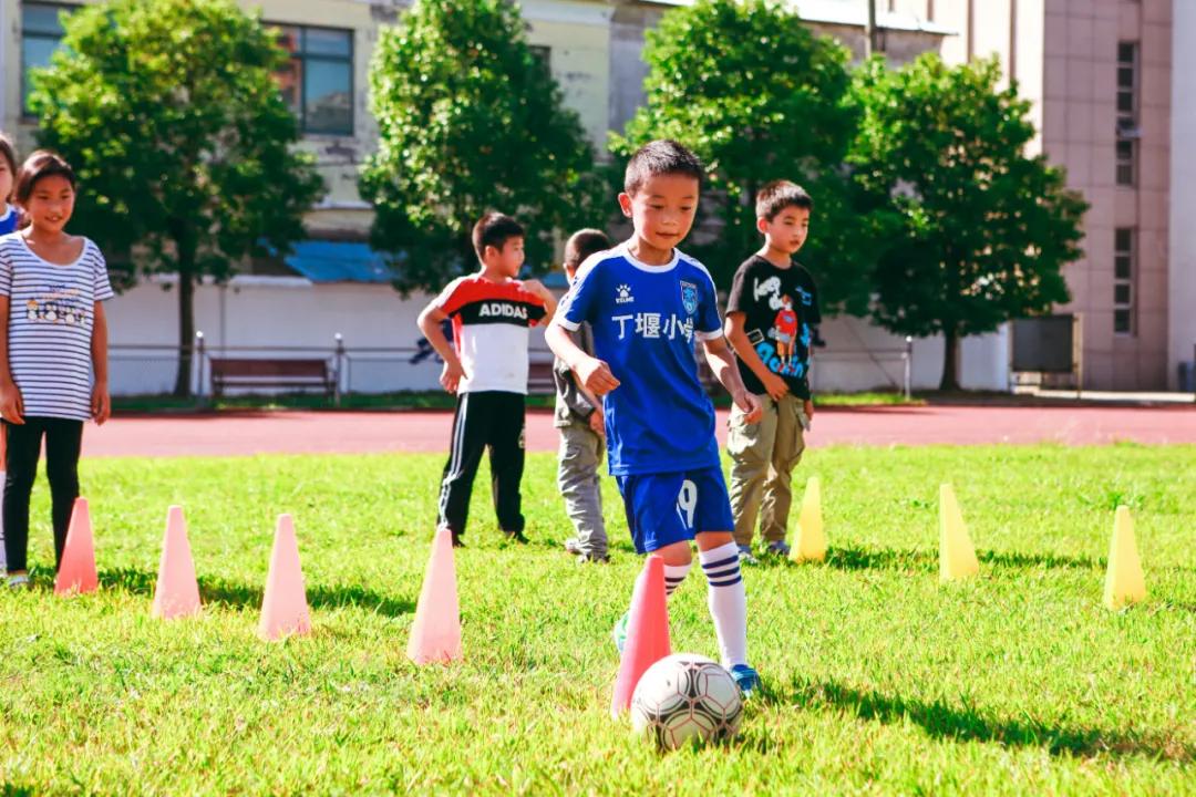 如皋丁堰小学足球,南通如皋市丁堰镇丁堰小学