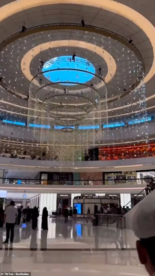 妻子吐槽丈夫太小气从不给零花钱,妻子吐槽丈夫太抠门完整版