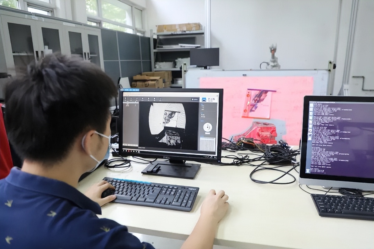 天津这十年·非凡北辰丨用创新为发展赋能！走进天津工程机械研究院有限公司