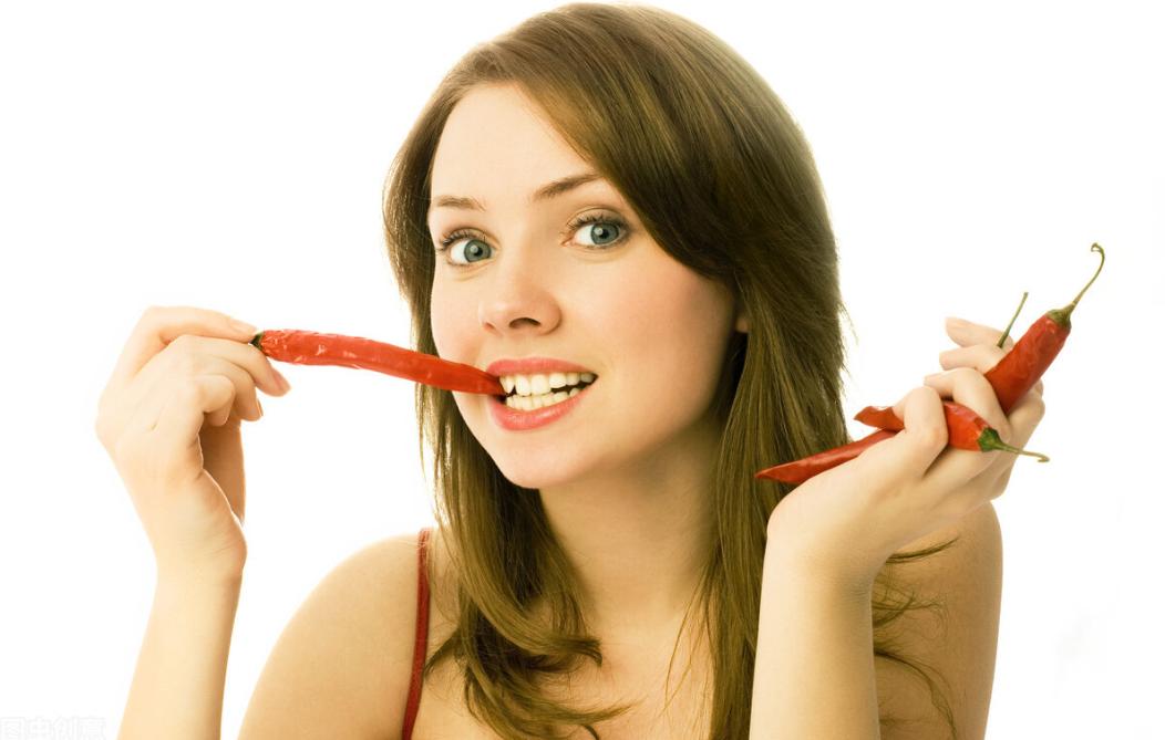 大腿根部潮潮的特别臭怎么治,男性大腿沟潮湿有异味怎么回事