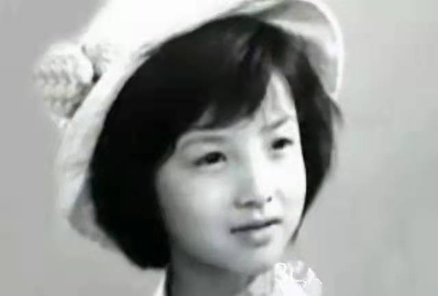 谢兰与师小红照片,谢兰演小红