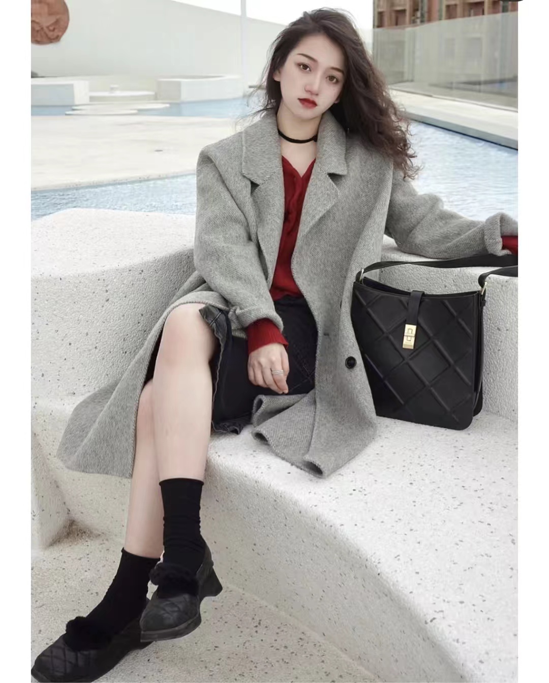 中款深灰色大衣怎么搭配好看,maxmaralabbro灰色大衣