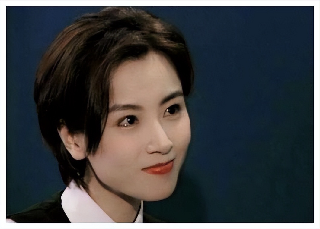论女星的短发角色，只服这10位港台女神！热巴等人就别硬上弓了