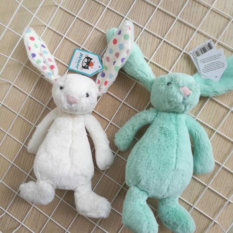 这只来自英国的兔子，简直让明星们爱惨了！