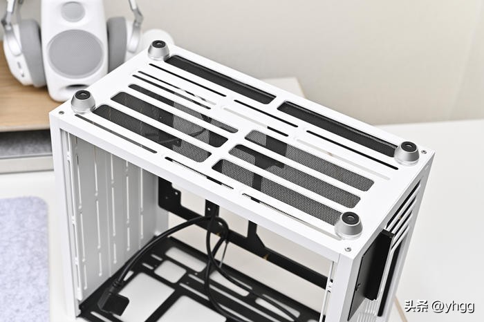 拆解华擎b760m,华擎b760m配合显卡