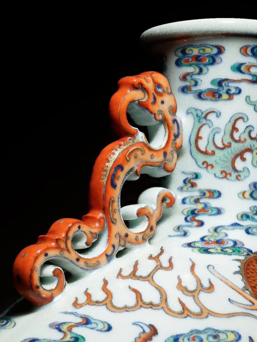 佳士得香港春拍精品预展瓷器,2022香港佳士得拍卖瓷器纪录