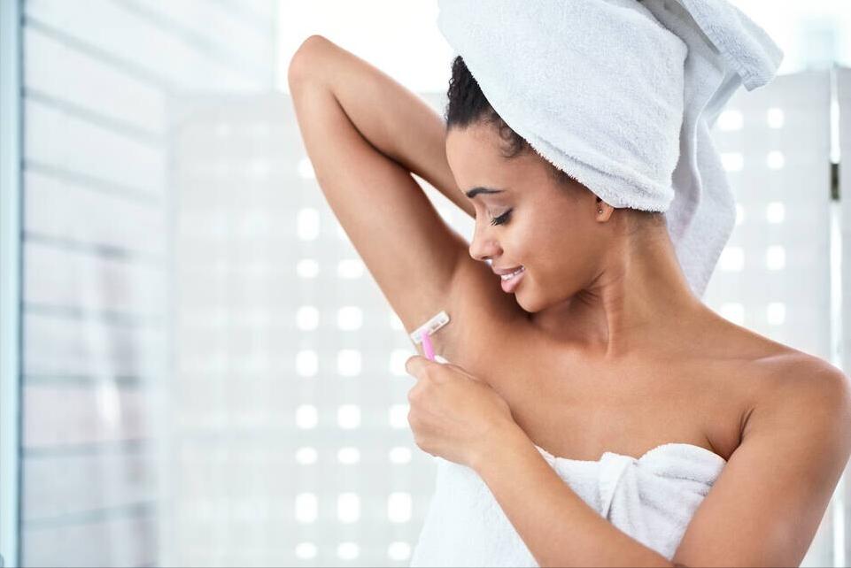 女性洗澡不注意，容易得妇科病？别害羞，洗澡时要学会观察4处