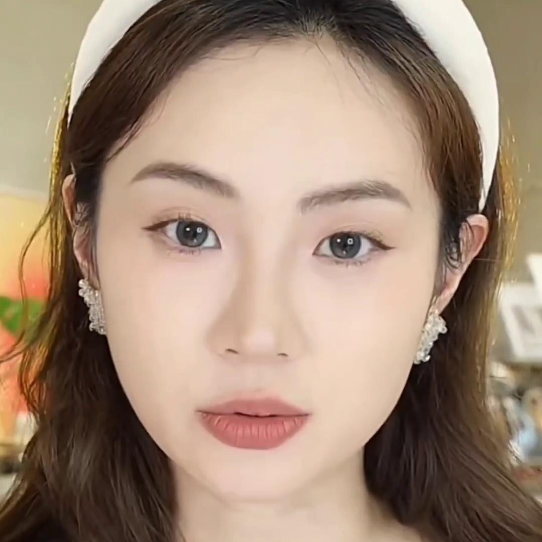 欧莱雅二代紫熨斗眼霜开箱,欧莱雅新年限量款眼霜