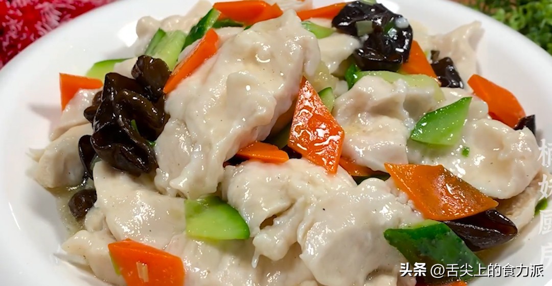 鸡身上“3个部位”有剧毒，医生怒斥：别给孩子吃，小心停止发育