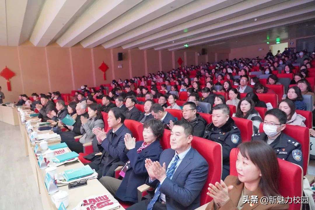 南京银城小学教育集团董事长,南京银城小学集团如何