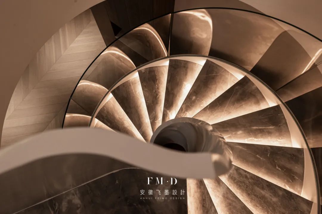 顶楼的房子露台到底属于自己不,顶楼全盖好还是留个露台好