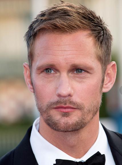 亚历山大斯嘉斯卡德肌肉,亚历山大斯嘉斯卡德大小谎言