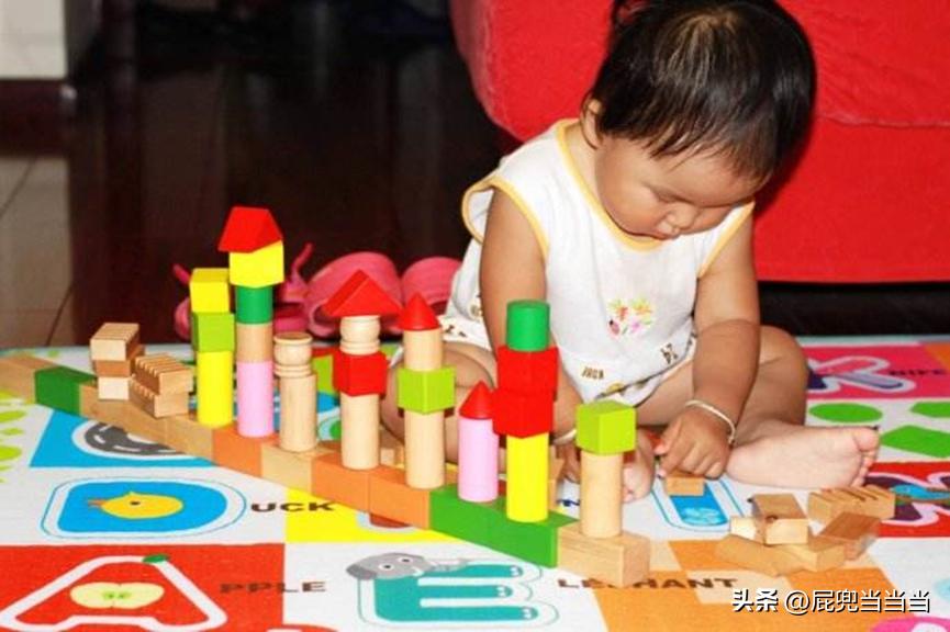 我一个月只赚3000，老婆却要买5000的包，知道真相后我承认我错了