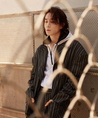 “被小三”的戚薇，背锅8年不坑声，她的聪明你想不到