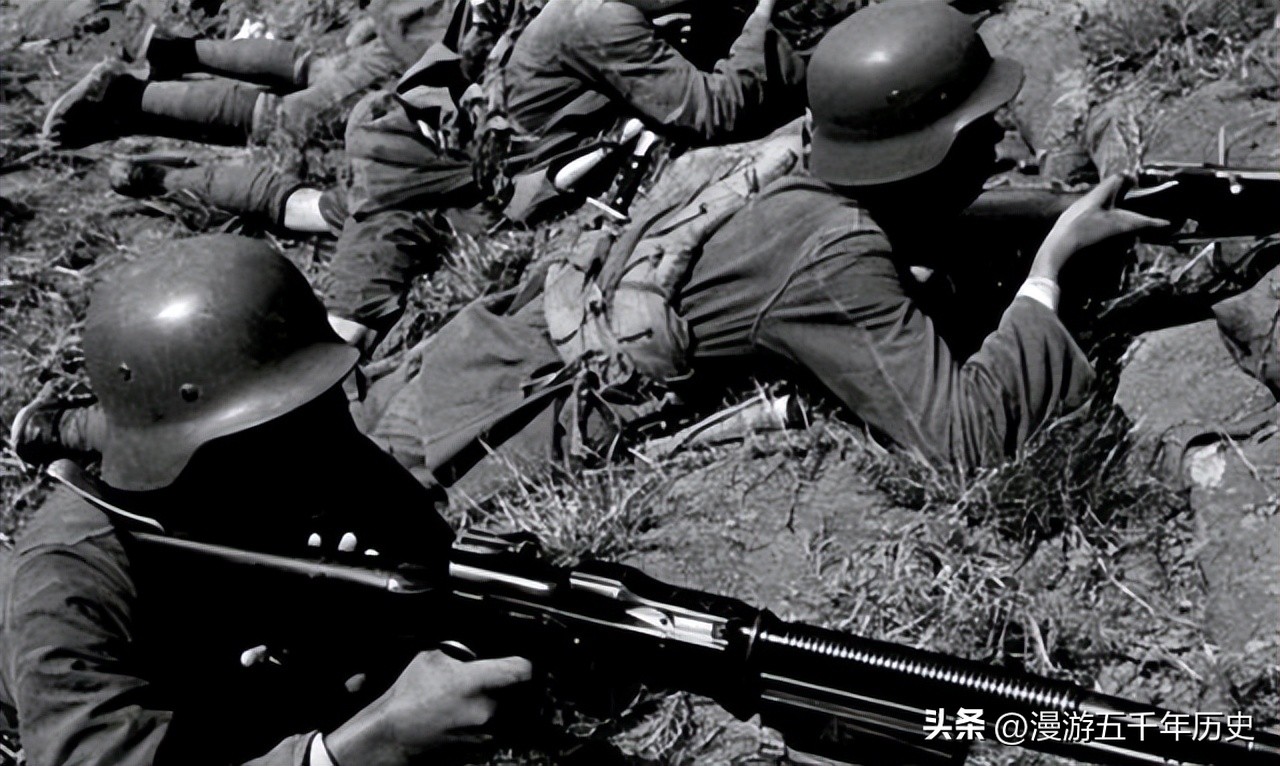 抗日战神谁打败了十万日军,抗日战争中最惨烈的一仗