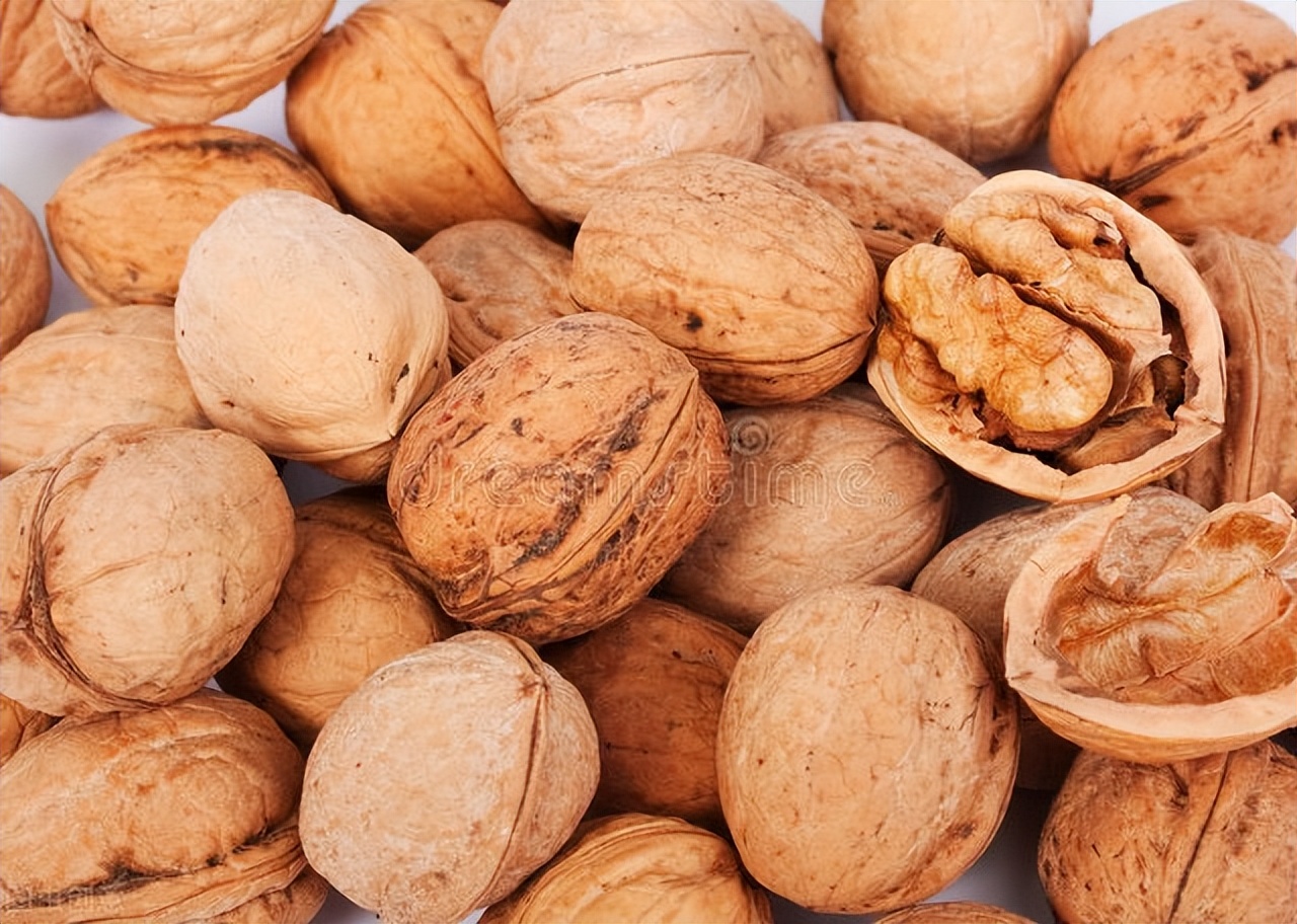 内分泌失调男性有哪些症状怎么治,内分泌失调女性怎么调理吃什么药