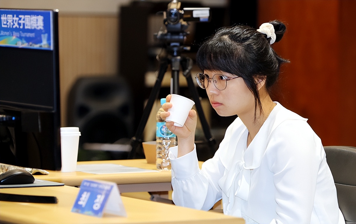 2023围棋比赛讲解申真谞,天元围棋围甲第4轮申真谞