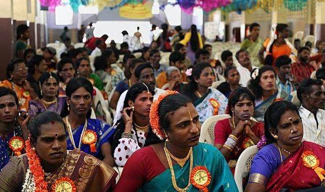 此国曾把变性人当神，如今变性人高达百万泛滥成灾，成为国家毒瘤