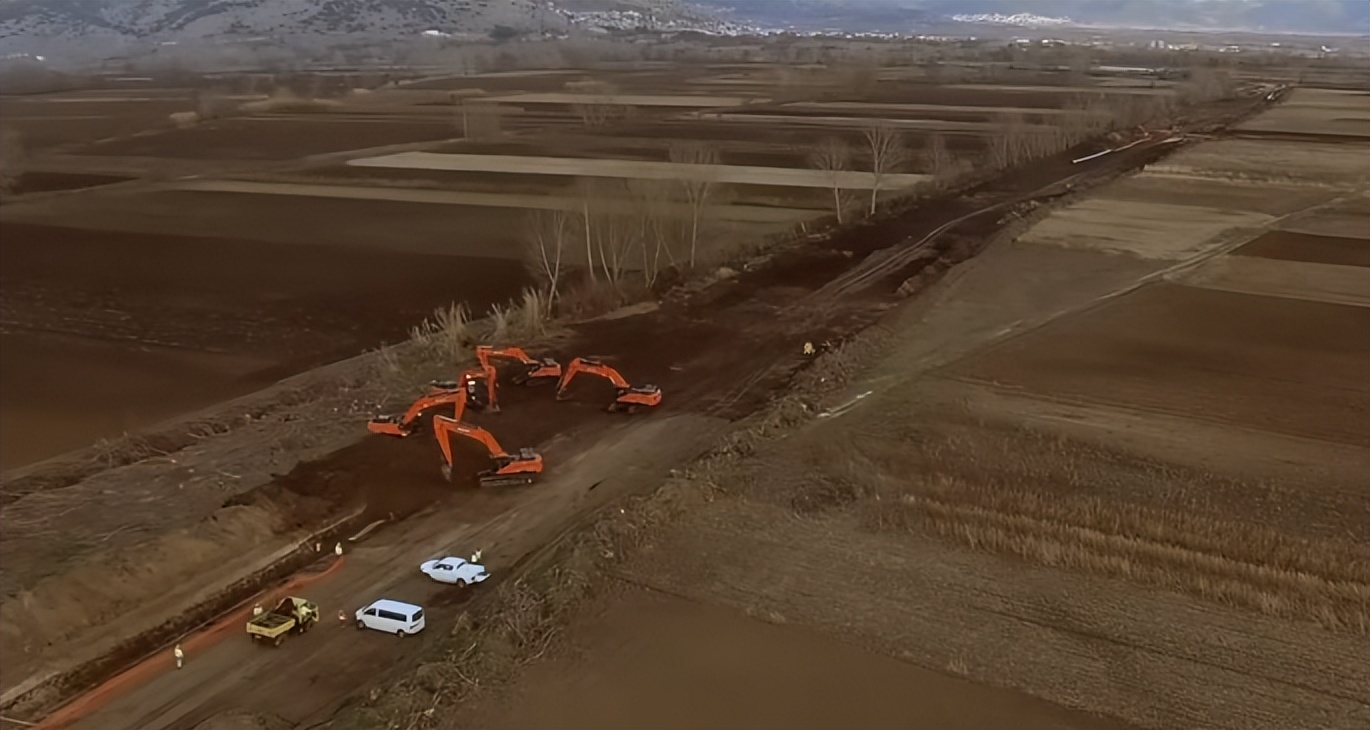 中俄东线天然气管道谁投资的,中俄天然气管道项目俄罗斯赚多少