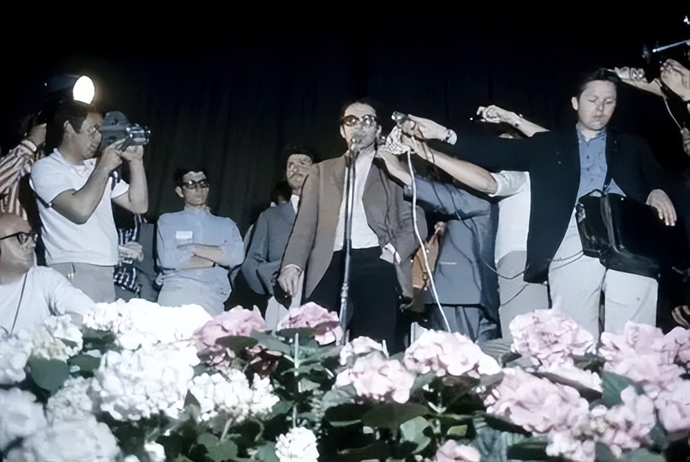 好于98%的情色片，她一脱就惊艳世界