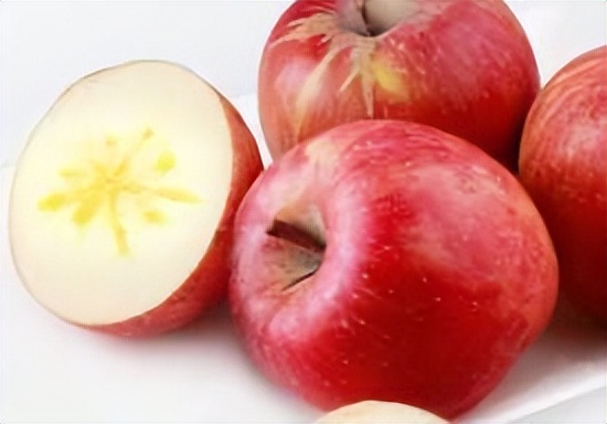 长期看电子产品吃什么水果好,吃什么食物和水果对眼睛有好处