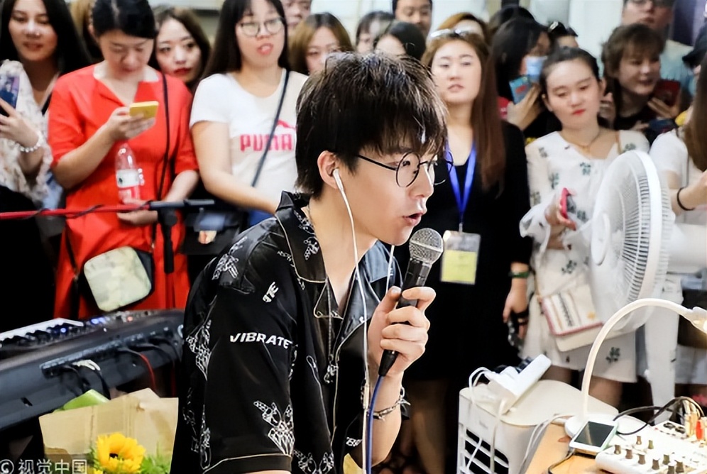 做唱歌主播怎么吸引人气,怎么样做主播能吸引人气