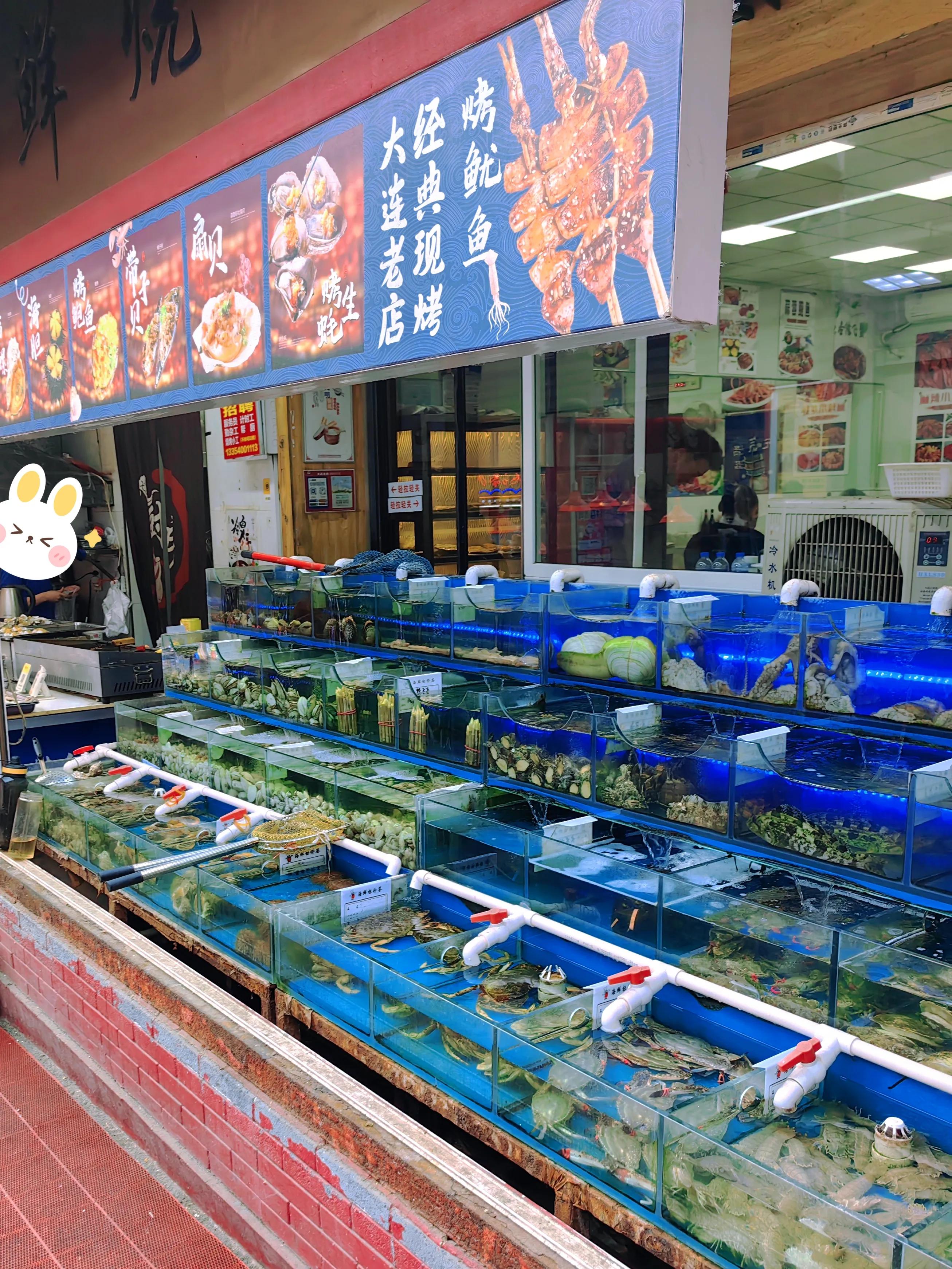 大连火车站夜市最好的小吃街,大连打卡小吃街