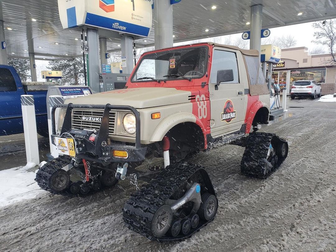 日本铃木吉姆尼一代,吉姆尼第二代samurai