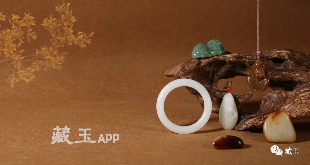 百万和田羊脂玉手镯视频,百万级的玉手镯