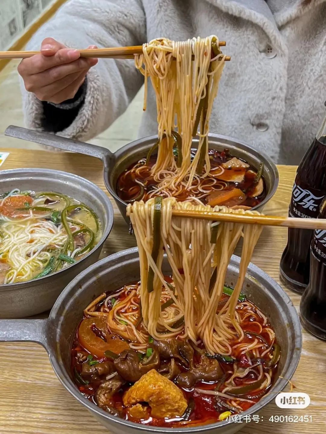 成都推三轮车上菜的苍蝇馆子,吃遍成都100家苍蝇馆子