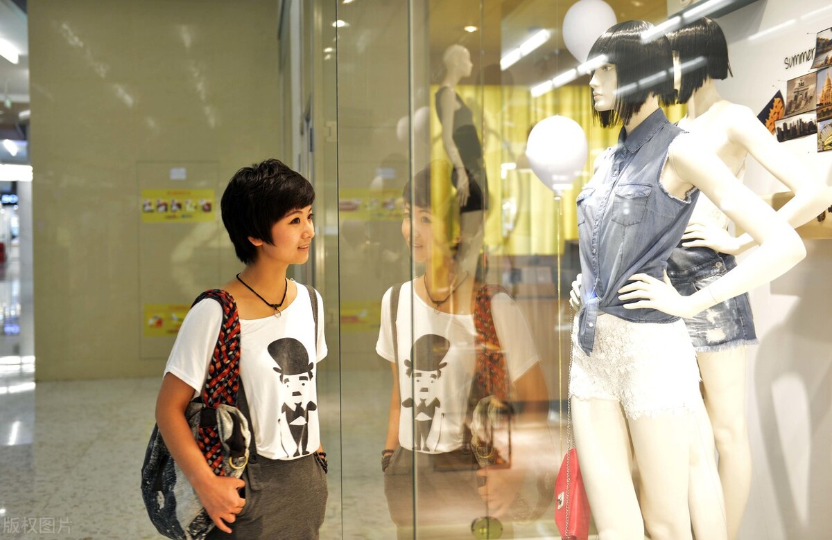 clothes衣物类单词,clothing衣服类词汇