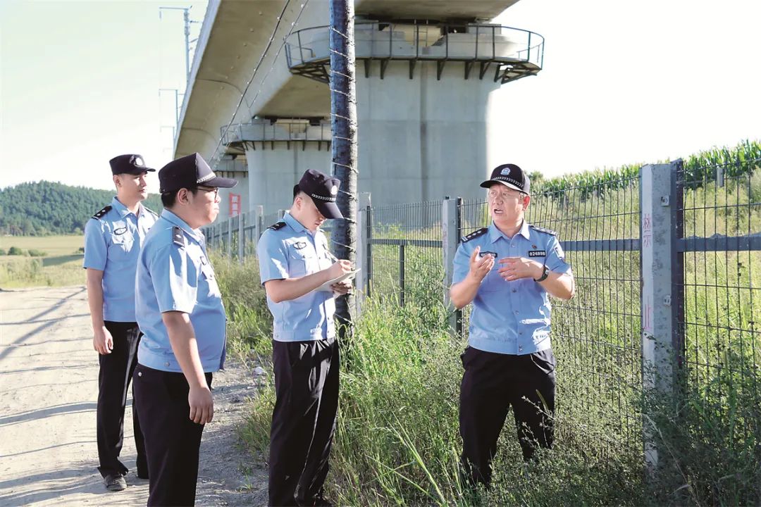 鍏畨蹇冨悜鍏氭姢鑸柊寰佺▼鍘熸枃,鍏畨蹇冨悜鍏氭姢鑸柊寰佺▼鐓х墖