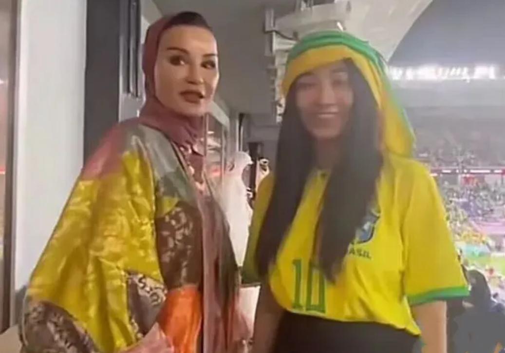 莫扎太后衣品,莫扎太后穿搭图片