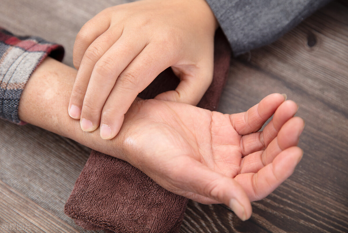 总是憋得慌稍微有点痰怎么办,温胆汤治疗痰多吗