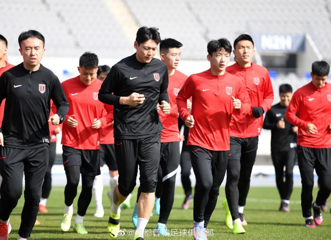 成都蓉城金亨镒,金亨镒韩国足球运动员