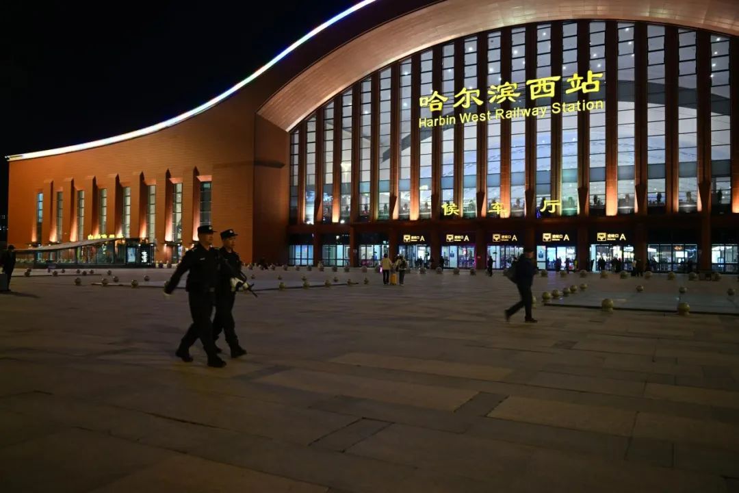 我在岗位上你的安全我们来守护,我在岗位上幸福的坚守