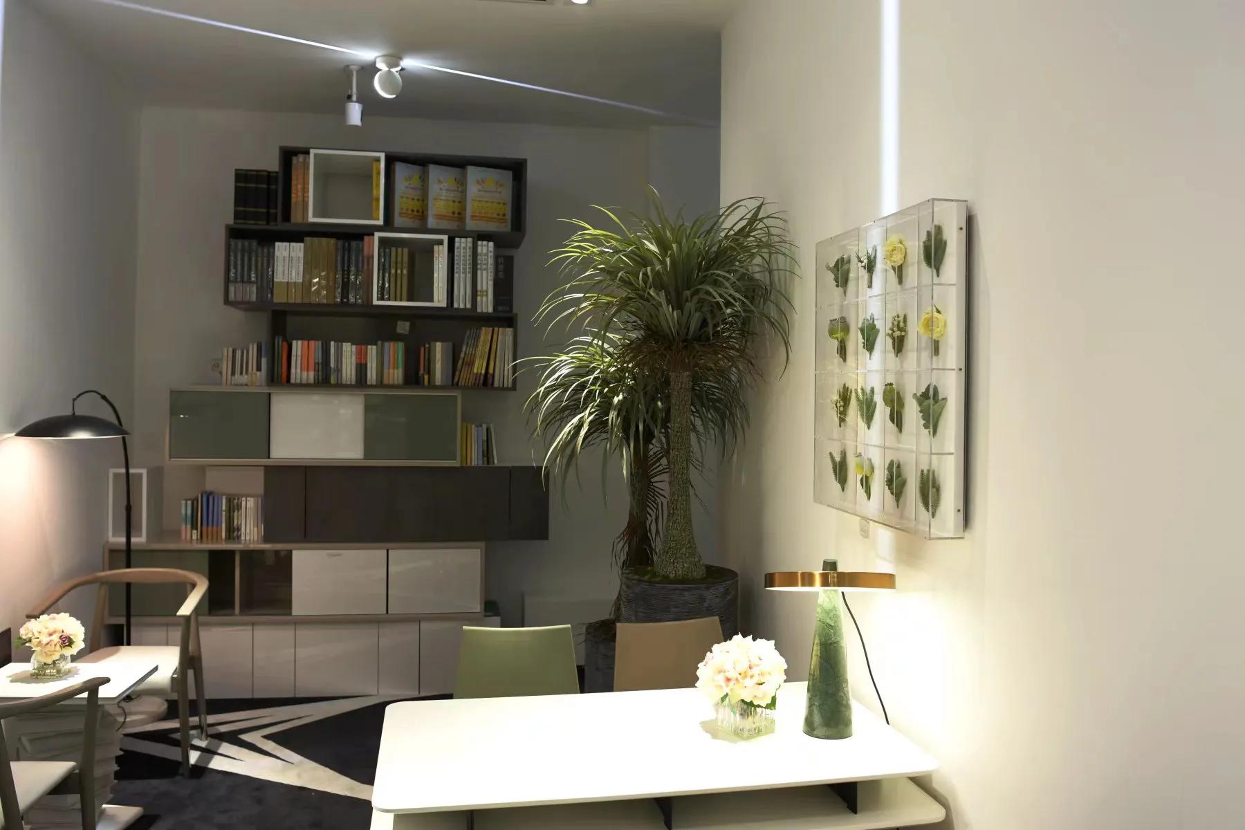 新潮莫克洞墨香书穹格