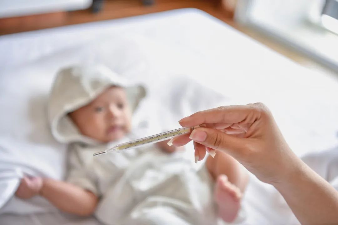 78岁老人、42天婴儿、癌症患者…高危群体的抗阳实录