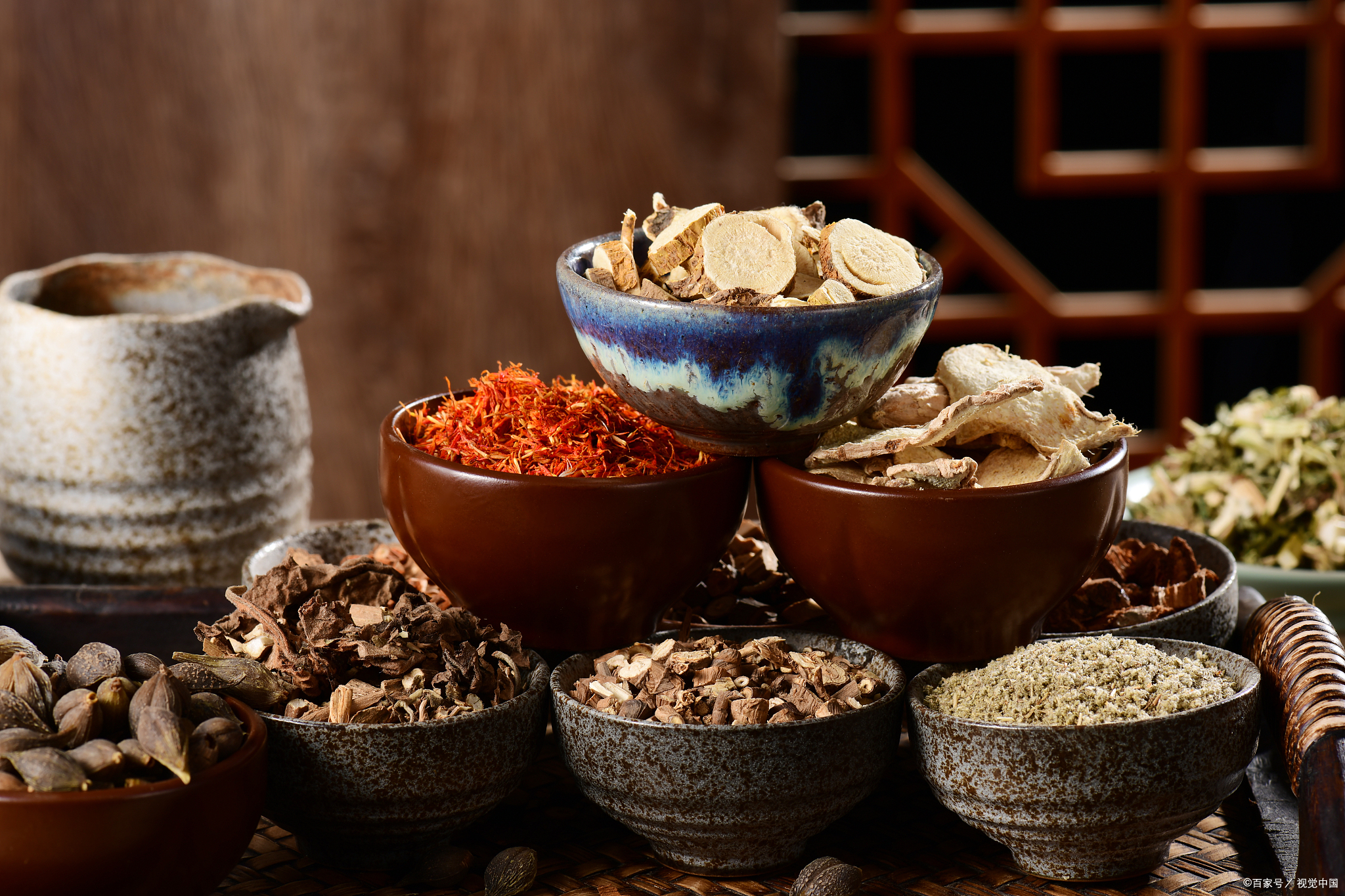 老军医腰突中药方子,腰突医生开的药