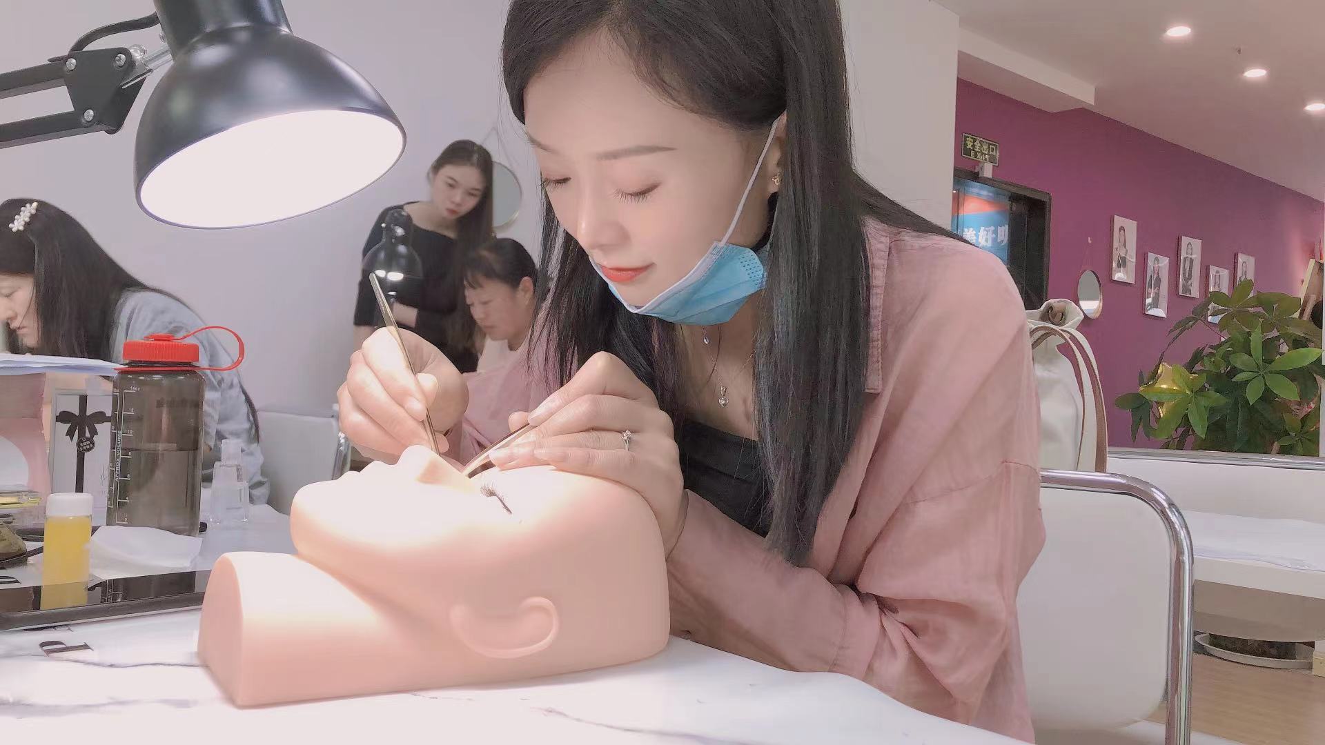 广州纹绣培训学校十大排名,成都纹绣培训学校十大排名