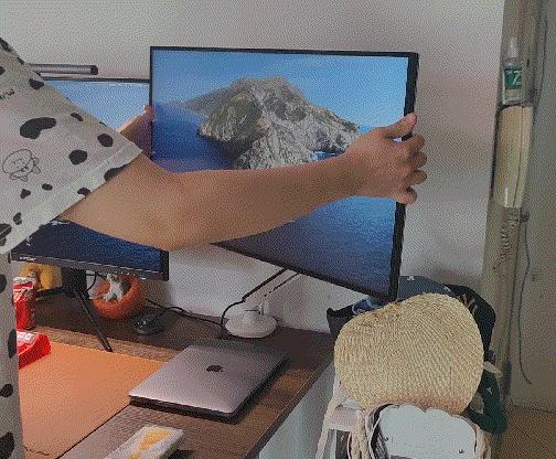 白天生产力晚上爱奇艺，八千字教你打造一键切换主题桌面