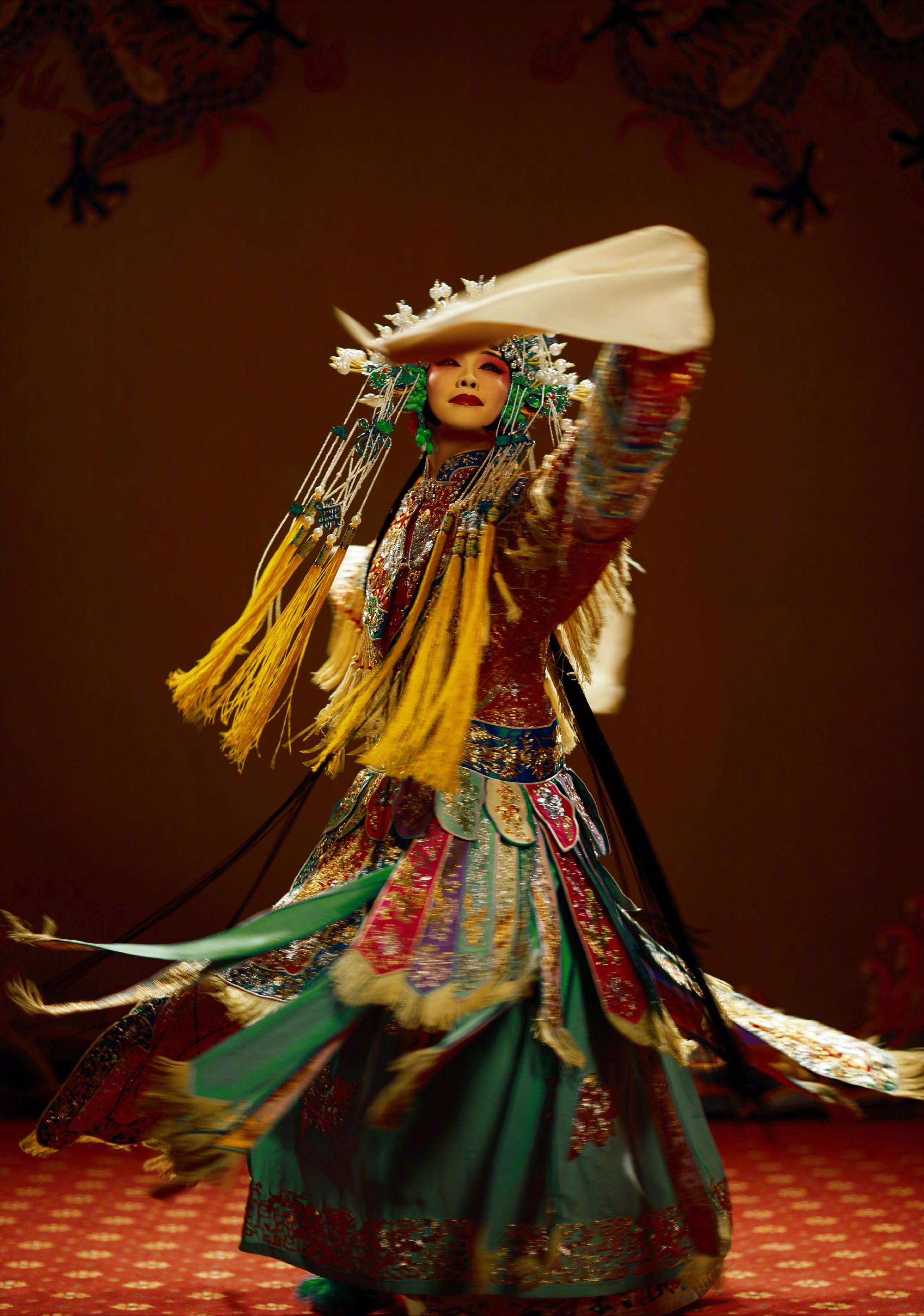 李玉刚经历过哪些事,李玉刚经历了什么