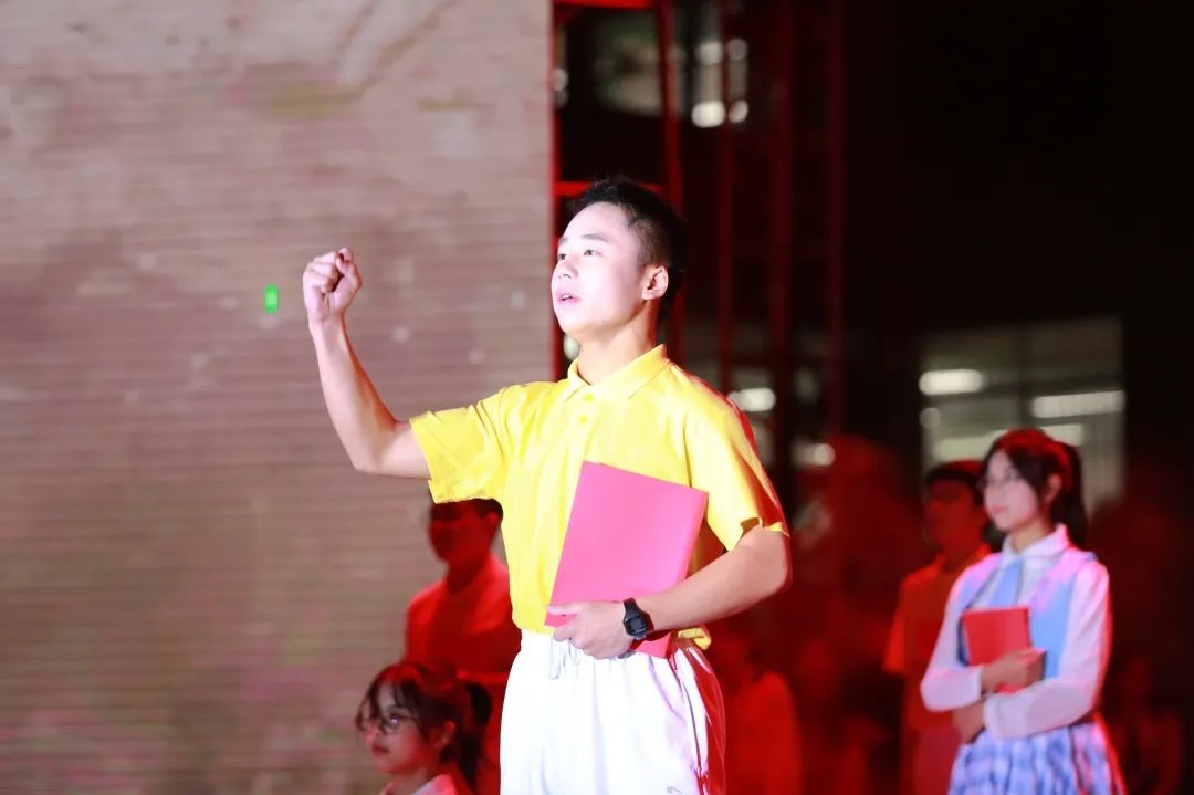 八斗扬帆，为梦起航